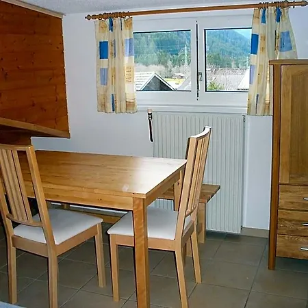 Haus Ausserbach アパートホテル 3*